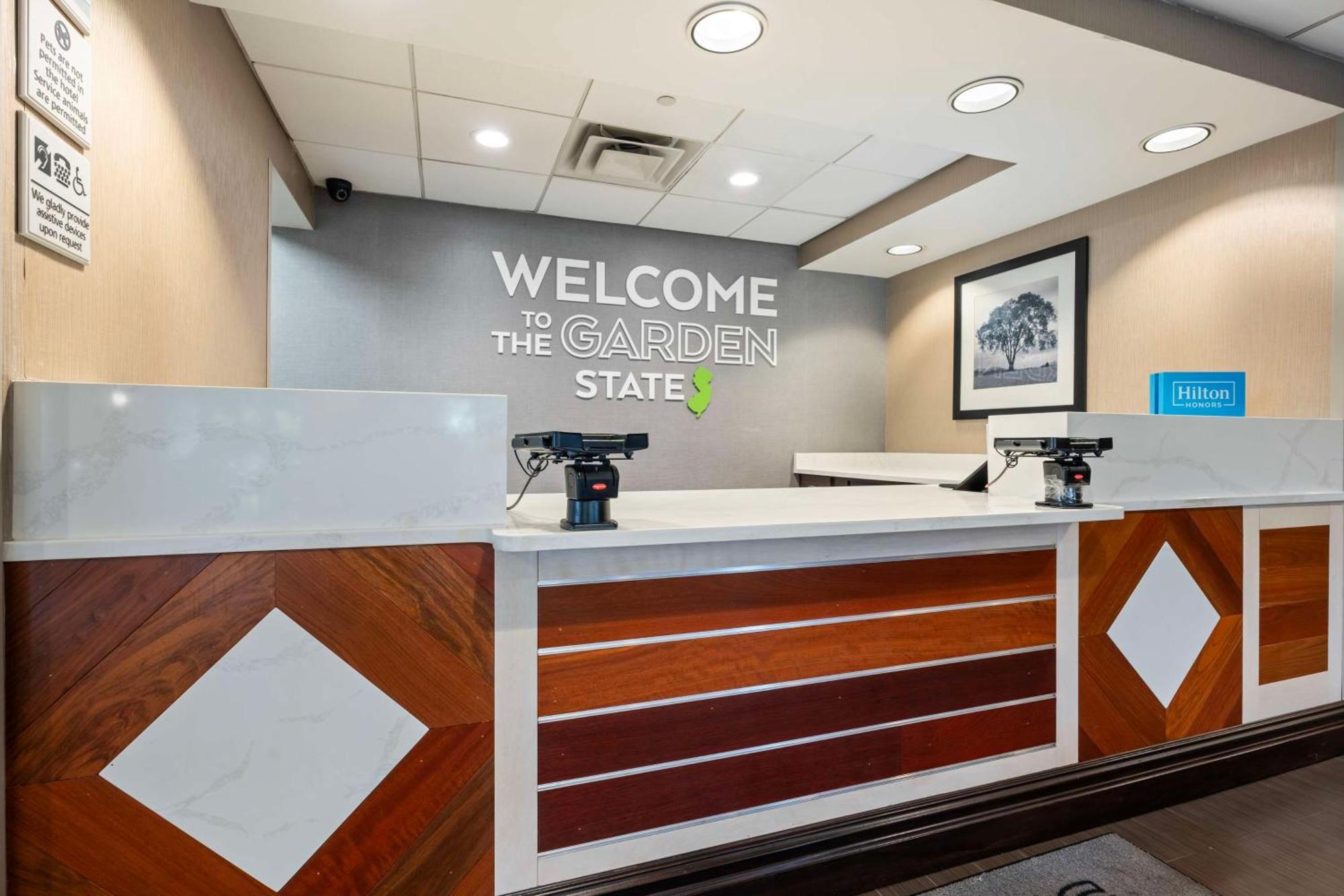 Hampton Inn Ridgefield Park Dış mekan fotoğraf