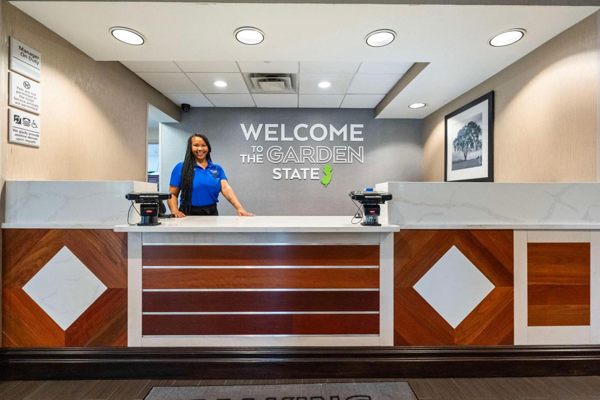 Hampton Inn Ridgefield Park Dış mekan fotoğraf